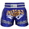 Muay Thai Shorts in Blau mit grauen und weißen Details sowie auffälligem gelbem Schriftzug.