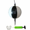 Doppelendball in Schwarz-Weiß mit Expander, Pumpe und Karabinerhaken, ideal für Boxtraining in Deutschland.