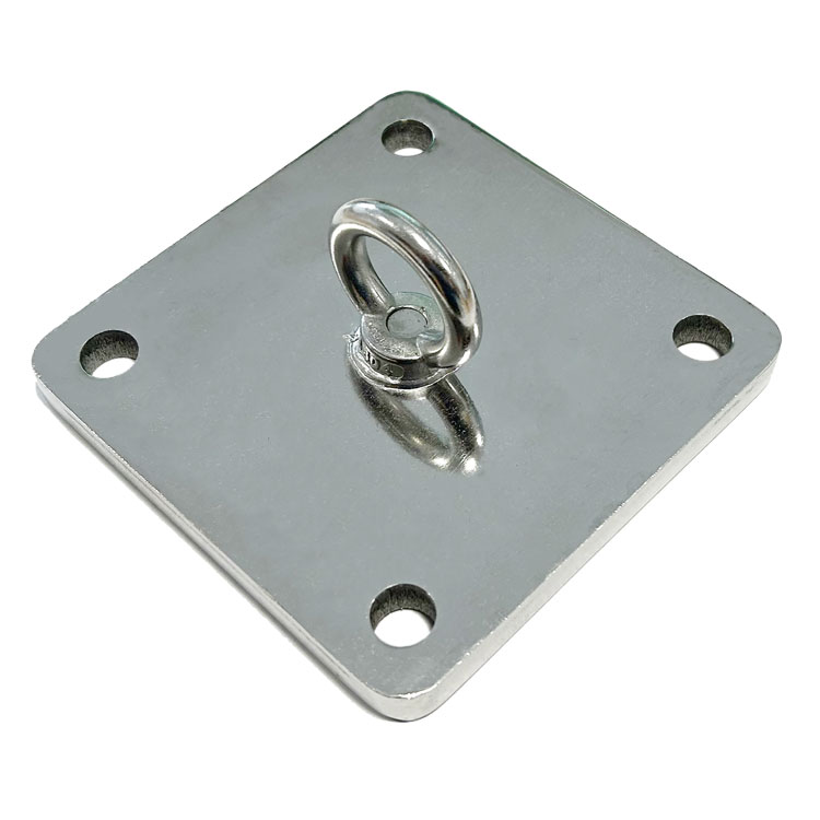 Edelstahlhalterung für Boxsäcke mit 4-Loch-System zur sicheren Deckenbefestigung im Fitnessraum.